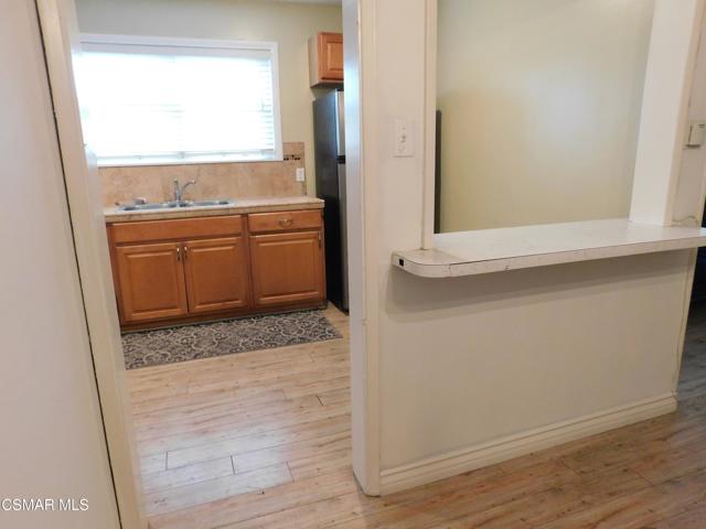 6213 Whitsett Avenue, North Hollywood CA: https://media.crmls.org/mediaz/7e70255f-565e-41e3-b94e-77570e13abc8.jpg