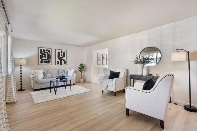 1272 Glacier Drive, Milpitas CA: https://media.crmls.org/mediaz/7e70a5a2-f227-445a-93e7-699fbe4ef06b.jpg