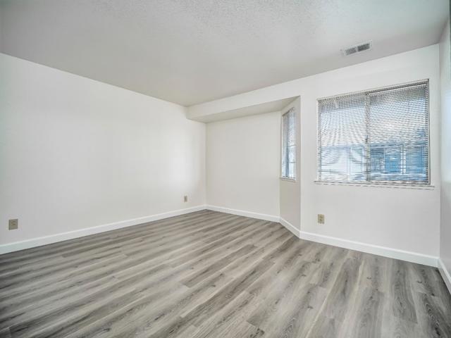 3460 Wine Cask Way, San Jose CA: https://media.crmls.org/mediaz/7e712c81-8b7e-4214-8632-1c102d859fb6.jpg