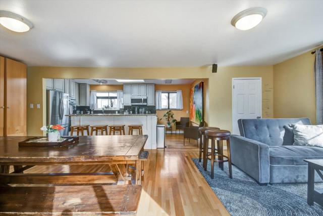 847 Arguello Boulevard, Pacifica CA: https://media.crmls.org/mediaz/7e71d58e-7716-459e-8b8a-fc07e5437365.jpg