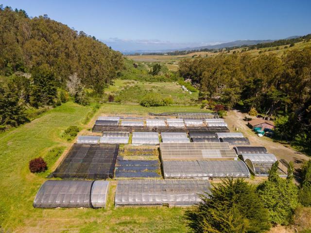 1770 Higgins Canyon Road, Half Moon Bay CA: https://media.crmls.org/mediaz/7e71f125-a3c4-440d-b499-3685fa52d4b6.jpg