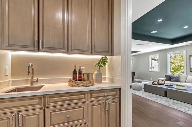 15681 Kennedy Road, Los Gatos CA: https://media.crmls.org/mediaz/7e71fa60-3584-4a34-a397-75f1afce2add.jpg