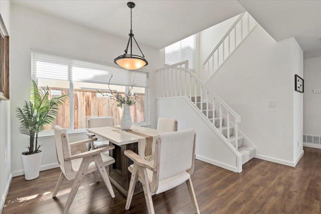 2914 Creek Point Drive, San Jose CA: https://media.crmls.org/mediaz/7e72675a-06a7-463f-8758-bd9d62f9011d.jpg