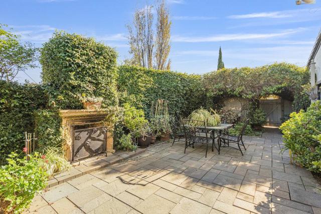 310 Via Vaquero Norte, San Juan Bautista CA: https://media.crmls.org/mediaz/7e72922d-4186-4c5b-b516-21f6cb9d56ae.jpg