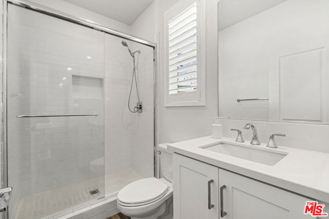 12329 Primrose Avenue, Whittier CA: https://media.crmls.org/mediaz/7e72c323-2706-4ccb-ad38-497e2d9189e4.jpg