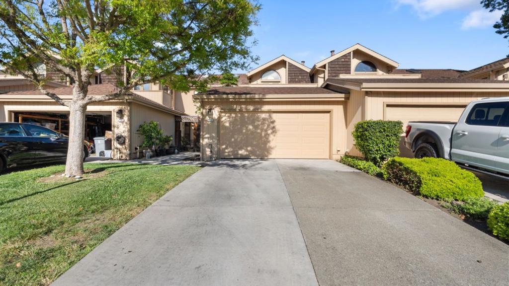 2350 Leptis Circle
