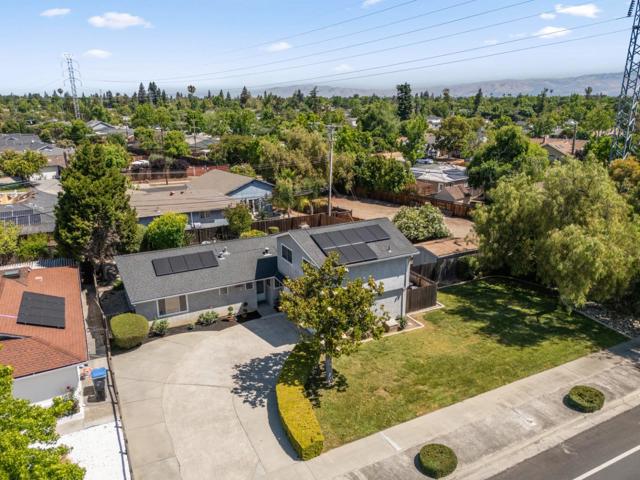 1795 Foxworthy Avenue, San Jose CA: https://media.crmls.org/mediaz/7e762a11-c83d-44f6-b94e-5cbe7fc516eb.jpg