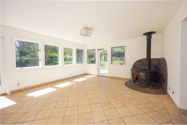 1770 Higgins Canyon Road, Half Moon Bay CA: https://media.crmls.org/mediaz/7e775a70-ae28-4d43-af62-0acdfe5ffe94.jpg
