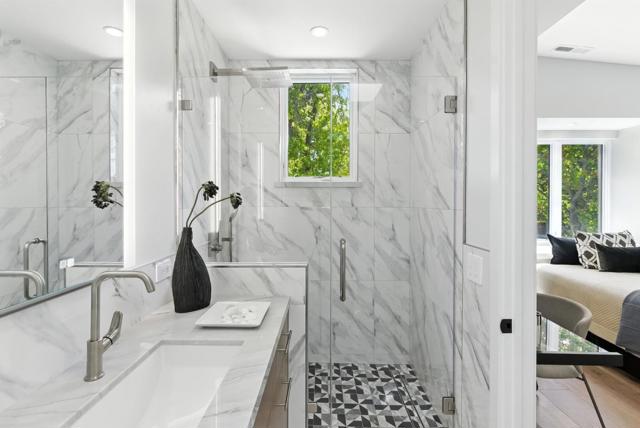 2200 Saint Francis Drive, Palo Alto CA: https://media.crmls.org/mediaz/7e77fe2c-7de3-4419-a67a-976ef3490289.jpg