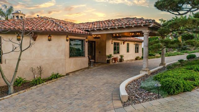 4652 Resmar Road, La Mesa CA: https://media.crmls.org/mediaz/7e788cd8-c98e-4e3f-9ab1-5eb168f82fa9.jpg