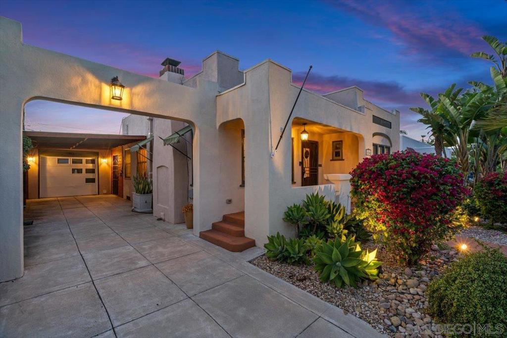 4544 Kensington Dr - photo 2