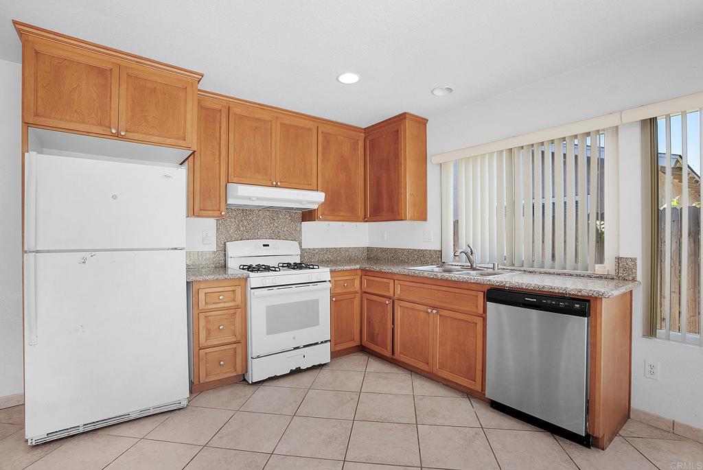 8850 Brentford Avenue - photo 8