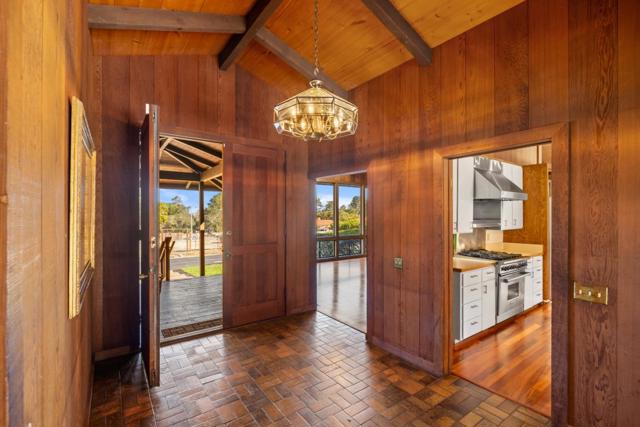 1474 Deer Flat Road, Monterey CA: https://media.crmls.org/mediaz/7e7adeaa-7531-4431-99bb-32670230b654.jpg
