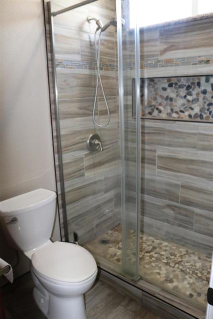 Detail Gallery Image 13 of 17 For 766 Conlon Dr, Hemet,  CA 92545 - 4 Beds | 4 Baths