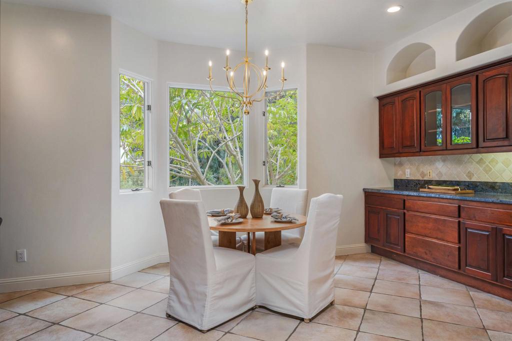 MLS #250028767SD img 13