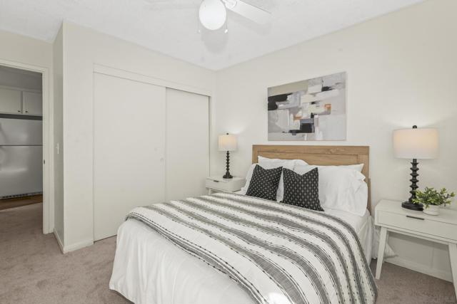 1017 S. Sunshine Ave, El Cajon CA: https://media.crmls.org/mediaz/7e7c3b3e-0c83-468b-a442-51a9cb587207.jpg