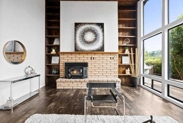 162 Madera Avenue, San Carlos CA: https://media.crmls.org/mediaz/7e7d0447-f194-4382-91a8-6ad5e6e18e7f.jpg