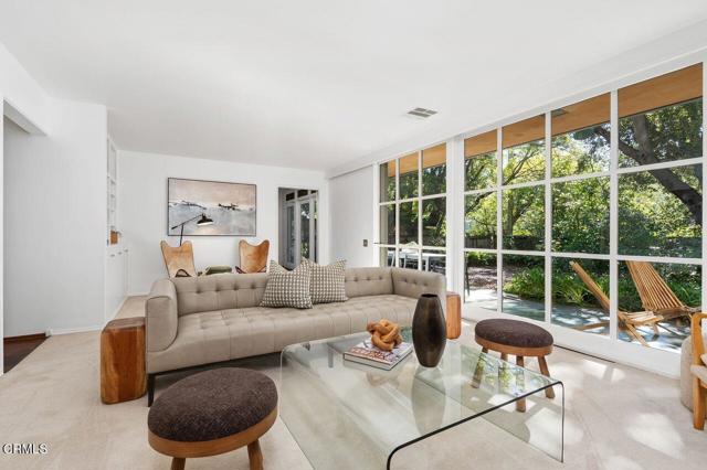 Detail Gallery Image 11 of 40 For 314 San Juan Way, La Canada Flintridge,  CA 91011 - 4 Beds | 2 Baths