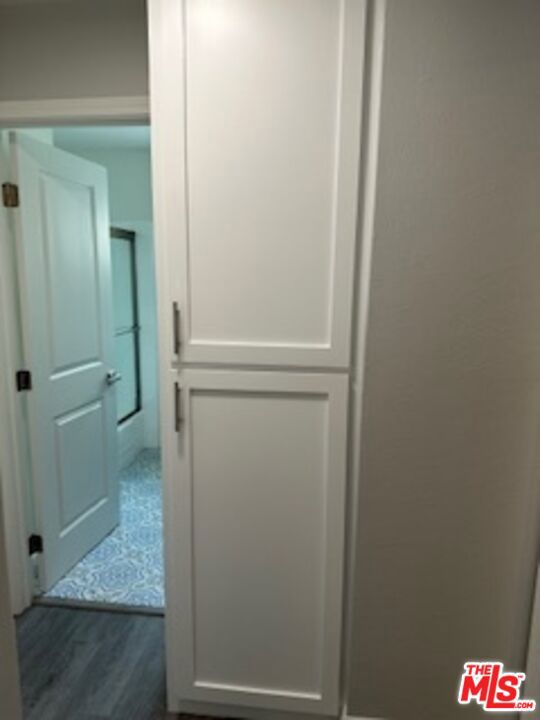 https://media.crmls.org/mediaz/7e7e5d04-8335-482c-8c18-cd567b9edeb0.jpg?preset=X-Large