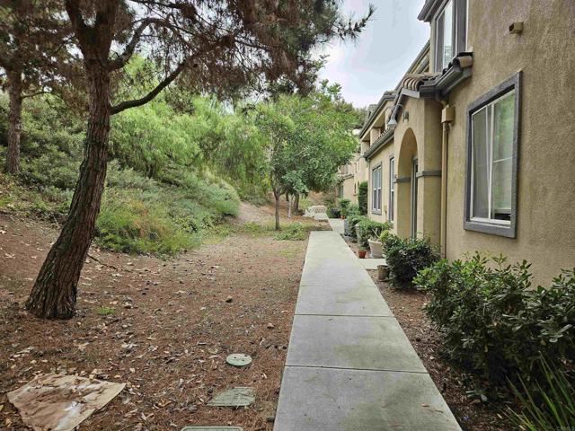 4558 Northern Moon Way, San Diego CA: https://media.crmls.org/mediaz/7e7edb5e-aaf5-4dfb-8840-268a929d72c3.jpg