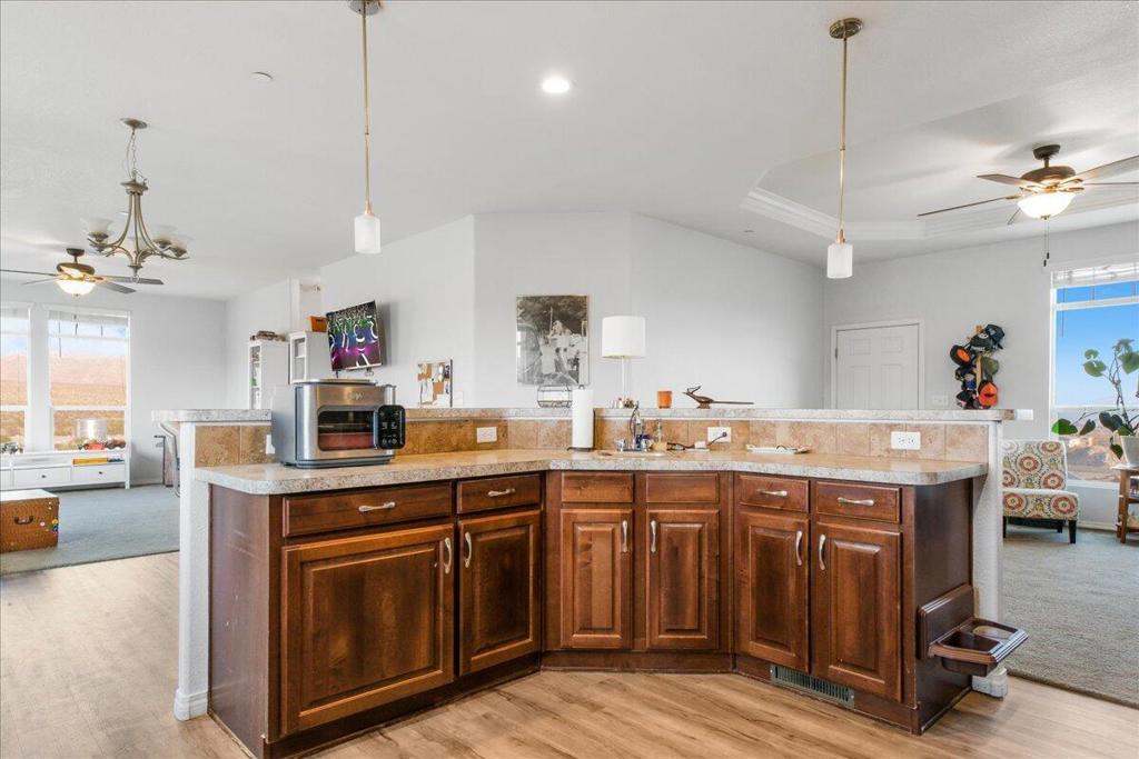 MLS #219127969DA image #2