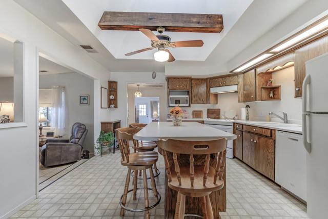 2854 Illinois Avenue, Corning CA: https://media.crmls.org/mediaz/7e803a87-52e0-410f-bfa8-e2b766e2ef22.jpg