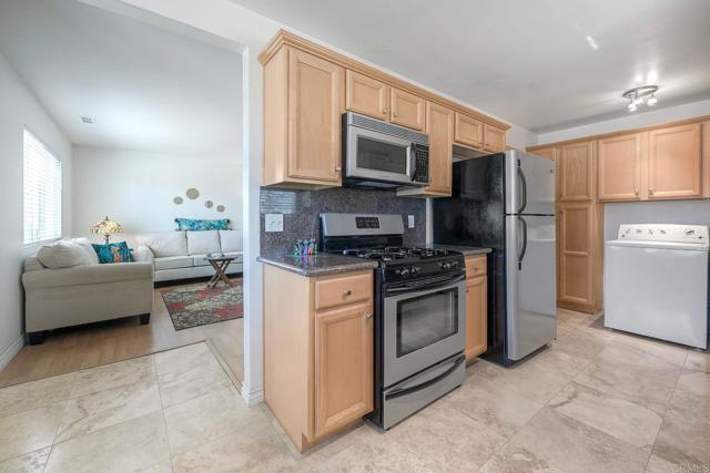 3711 Mira Pacific Drive, Oceanside CA: https://media.crmls.org/mediaz/7e80cd29-85f0-4e77-999f-3a4b5c8ee64b.jpg