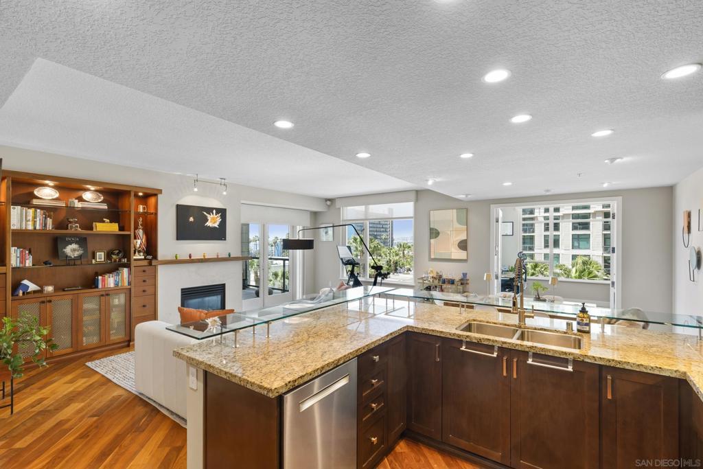1199 Pacific Hwy - photo 5