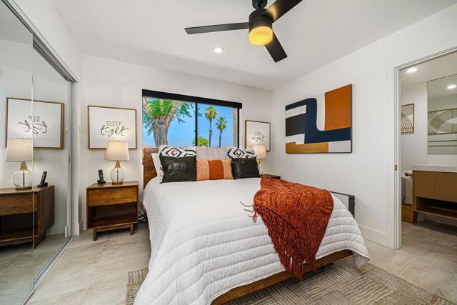 99 Camino Arroyo Place, Palm Desert CA: https://media.crmls.org/mediaz/7e81c47b-c2ca-45df-a297-844ccc2d94a6.jpg