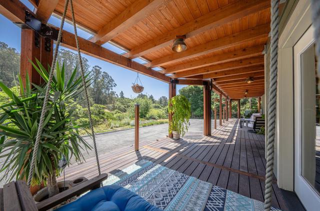 9247 Holly Hill Drive, Salinas CA: https://media.crmls.org/mediaz/7e846e20-52c1-4e2a-9144-30598e021ad1.jpg