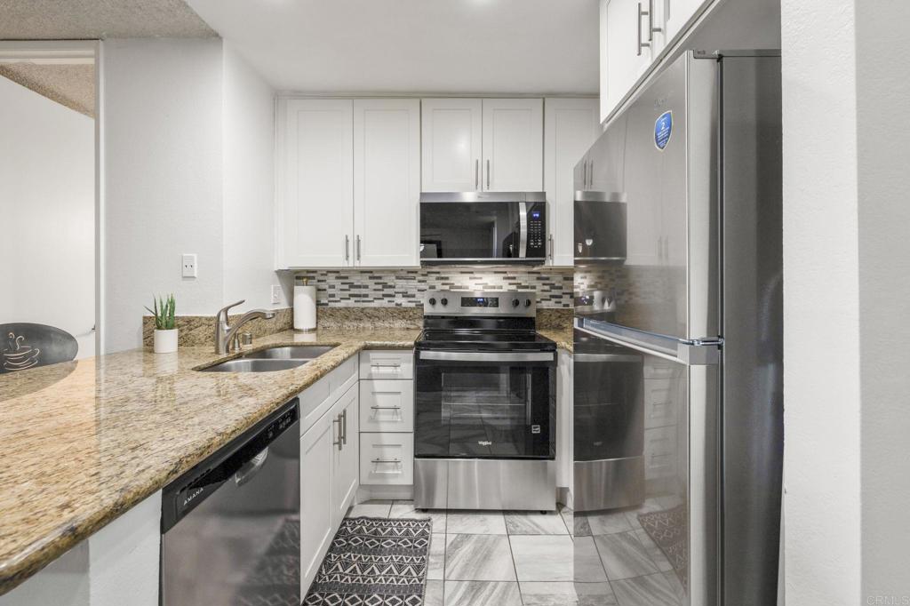 999 Pacific Street - photo 9