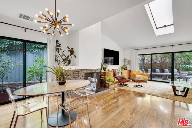 3719 Butler Avenue, Los Angeles CA: https://media.crmls.org/mediaz/7e8703b5-944b-472f-a91c-fad3c55cc41b.jpg