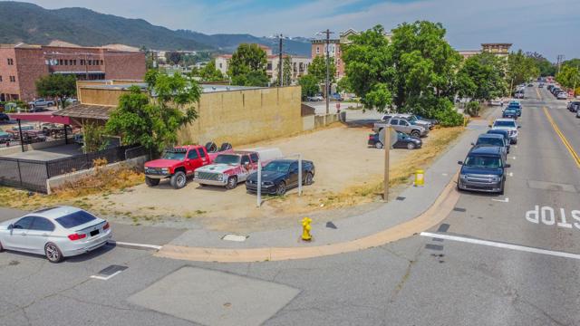 41915 4th Street, Temecula CA: https://media.crmls.org/mediaz/7e8717f5-420d-4367-ba7a-47d3ffb67c55.jpg