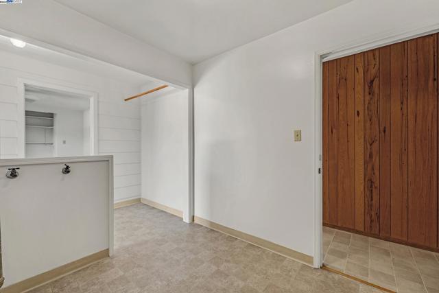 Image 39 of 59 For 4135 Vasco Rd