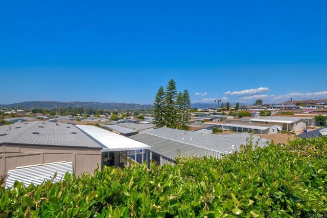 1175 La Moree Rd, San Marcos CA: https://media.crmls.org/mediaz/7e88691c-b5e4-4809-8c1b-3516fa8a06a9.jpg