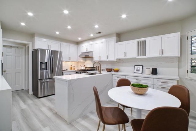 122 Purcell Drive, Alameda CA: https://media.crmls.org/mediaz/7e88f590-27b2-4eec-8c33-66e23e6ea21c.jpg