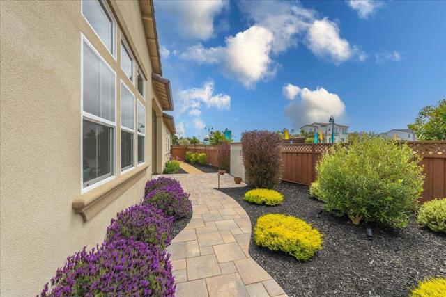 2999 Bluffs Drive, Marina CA: https://media.crmls.org/mediaz/7e890131-0056-41c1-a971-1ed267f2ef16.jpg