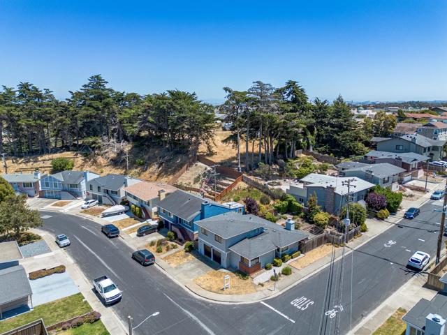 381 Granada Drive, South San Francisco CA: https://media.crmls.org/mediaz/7e891279-341c-4d54-8da6-38ba9a904763.jpg