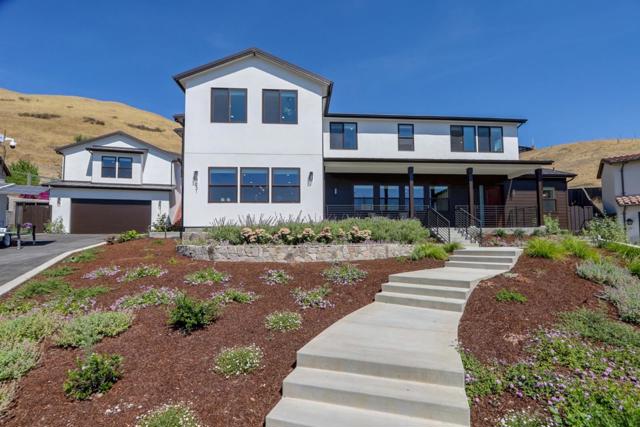 231 Cavalo Court, Fremont CA: https://media.crmls.org/mediaz/7e895b23-61e3-4ca4-bebe-8c94b247d657.jpg