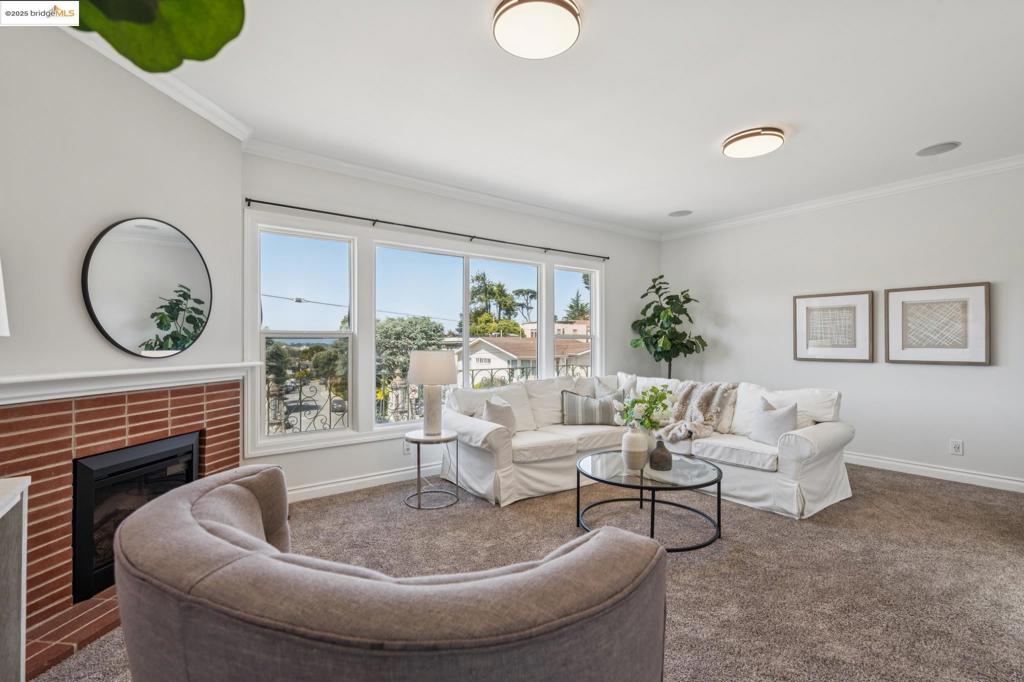 2 Westgate Dr.