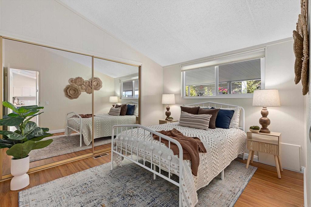 350 N El Camino Real - photo 20