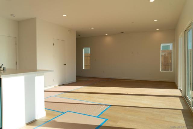 Image 8 of 36 For 2225 Bonita Court