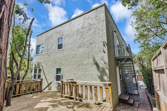 2328 Le Conte Avenue, Berkeley CA: https://media.crmls.org/mediaz/7e8acd2f-3aaa-4077-b26f-a44631d9221a.jpg