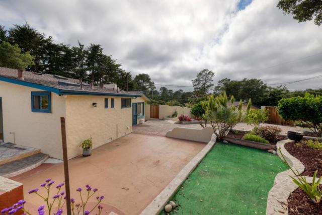 1275 Josselyn Canyon Road, Monterey CA: https://media.crmls.org/mediaz/7e8bf0fb-7342-45dc-b5b4-6f2b0d171212.jpg