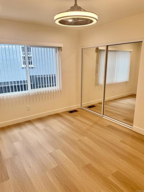 Detail Gallery Image 11 of 12 For 1235 N Brand Bld #1,  Glendale,  CA 91202 - 2 Beds | 2 Baths