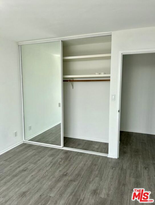 5400 E The Toledo, Long Beach CA: https://media.crmls.org/mediaz/7e8e0308-e5a5-4e24-88a9-2015ca6d45e9.jpg