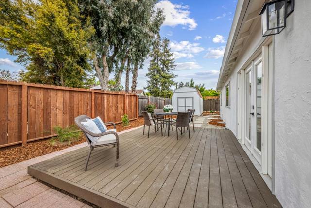 1575 Acacia Way, Morgan Hill CA: https://media.crmls.org/mediaz/7e8e71d7-a207-4d23-a8f2-efda0626736a.jpg