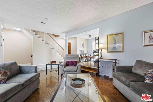 2701 Voorhees Avenue, Redondo Beach, California 90278, 2 Bedrooms Bedrooms, ,2 BathroomsBathrooms,Residential,For Sale,Voorhees,25578941