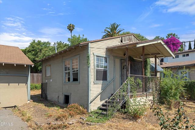 3741 Locke Avenue, Los Angeles CA: https://media.crmls.org/mediaz/7e91569f-390a-4f35-b173-1553b6caa814.jpg