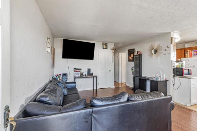 748 Clara Street, Oakland CA: https://media.crmls.org/mediaz/7e915e29-33fe-4c32-a759-a2a68f3193f0.jpg